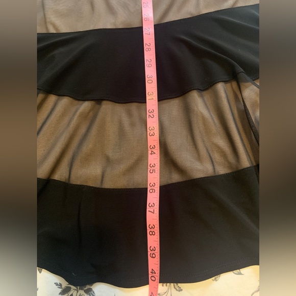 Chic and sophisticated Joseph ribkoff dress - Picture 6 of 6